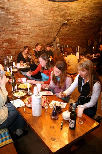 Hos06_0101.jpg