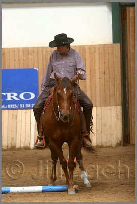 QH061_0400n.jpg (32,0 KB)