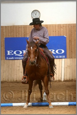 QH061_0401n.jpg (32,7 KB)