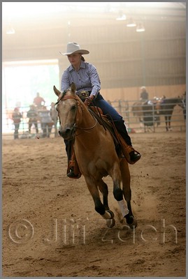 QH061_1133n.jpg (31,9 KB)