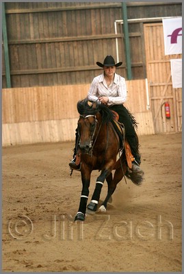 QH061_1236n.jpg (35,6 KB)