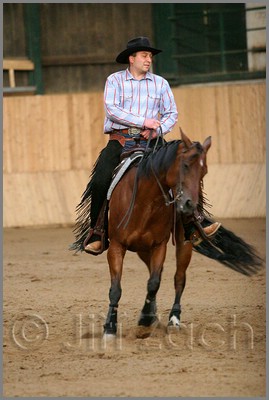 QH061_1279n.jpg (33,1 KB)