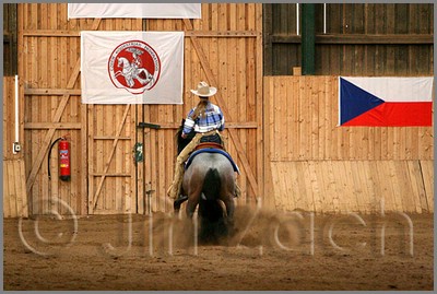 QH061_1292n.jpg (43,1 KB)