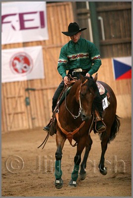 QH061_1356n.jpg (35,8 KB)