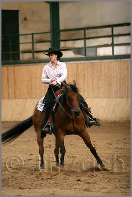 QH061_1405n.jpg (33,8 KB)