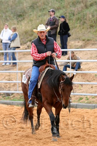 QH062_0932n.jpg