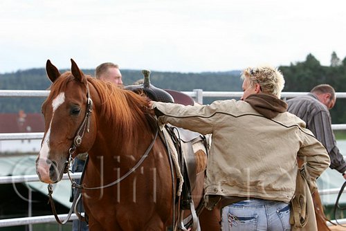 QH062_0960n.jpg