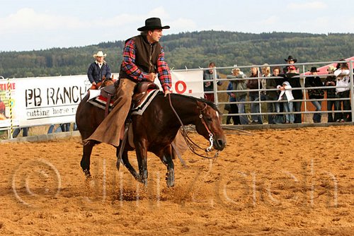 QH062_1022n.jpg