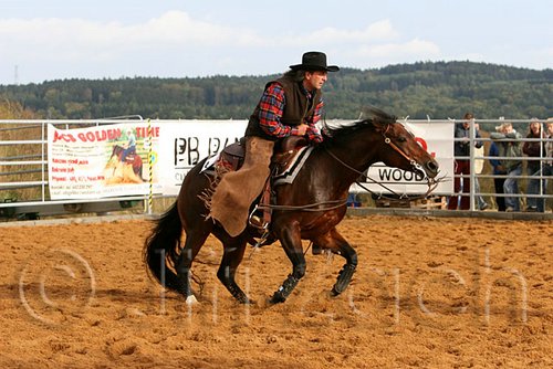 QH062_1024n.jpg