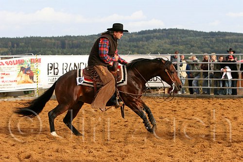 QH062_1025n.jpg