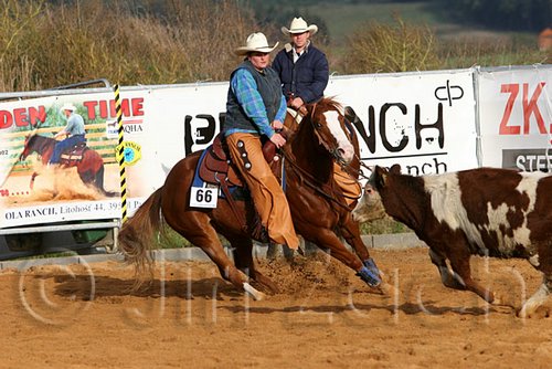 QH062_1102n.jpg