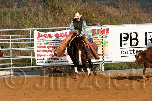 QH062_1180n.jpg