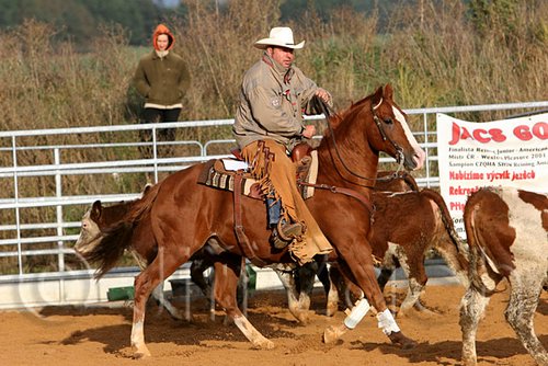 QH062_1217n.jpg