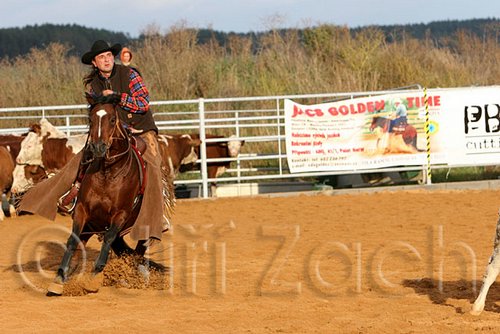 QH062_1343n.jpg