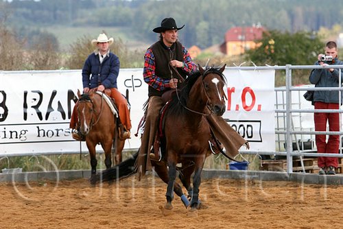QH062_1346n.jpg