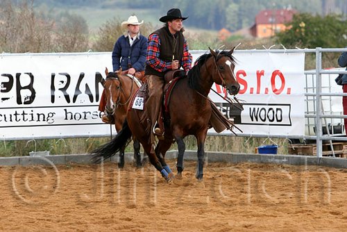 QH062_1349n.jpg