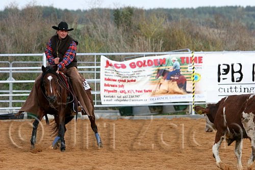 QH062_1384n.jpg