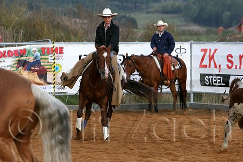 QH062_1397n.jpg