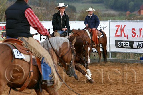 QH062_1399n.jpg