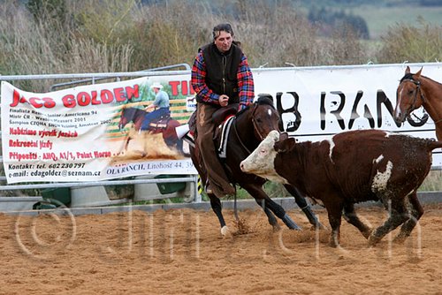 QH062_1499n.jpg
