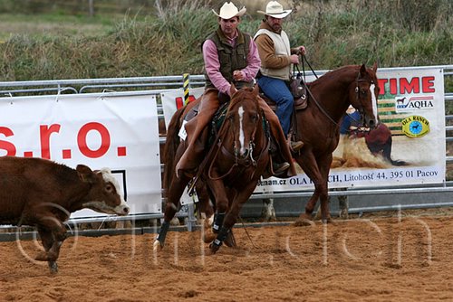 QH062_1544n.jpg