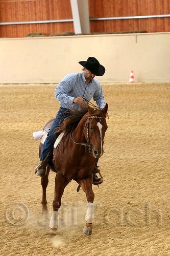 QH062_0770n.jpg
