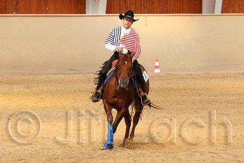 QH062_0812n.jpg