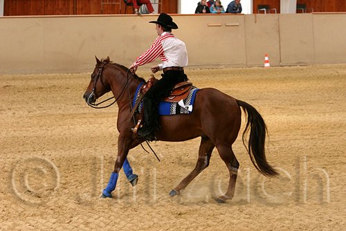 QH062_0814n.jpg