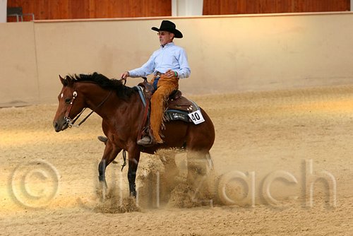 QH062_0821n.jpg