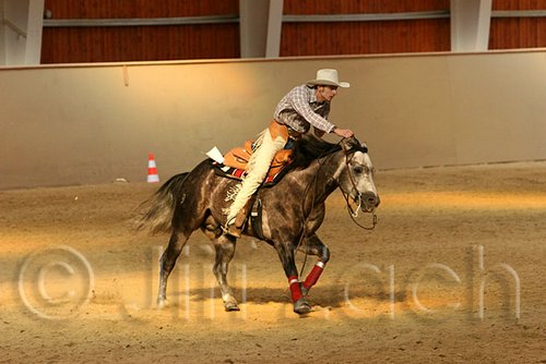 QH062_0854n.jpg
