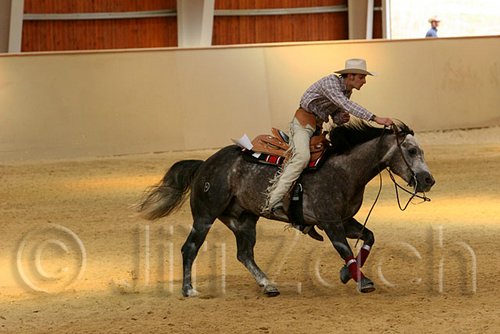 QH062_0855n.jpg