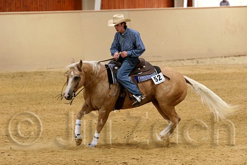 QH062_0885n.jpg