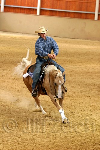 QH062_0898n.jpg
