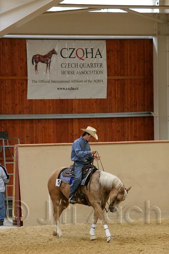 QH062_0902n.jpg