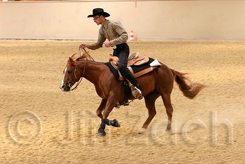 QH062_0643n.jpg
