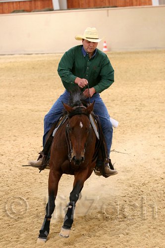 QH062_0672n.jpg