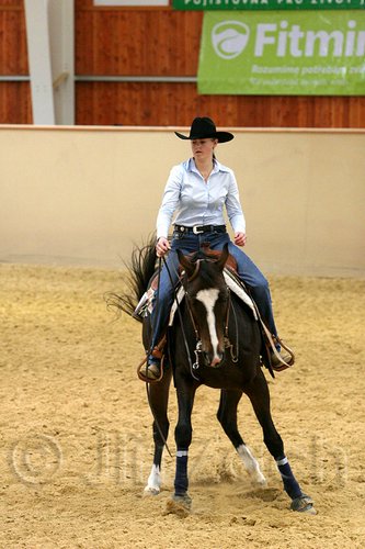 QH062_0697n.jpg