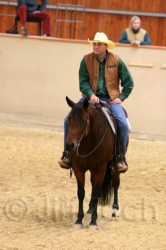 QH062_0716n.jpg