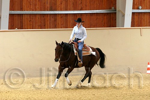 QH062_0485n.jpg