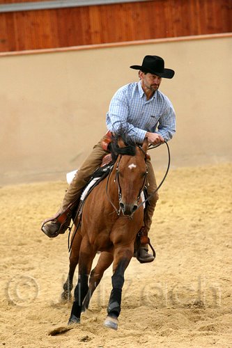 QH062_0555n.jpg