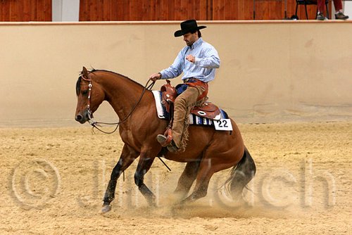 QH062_0563n.jpg