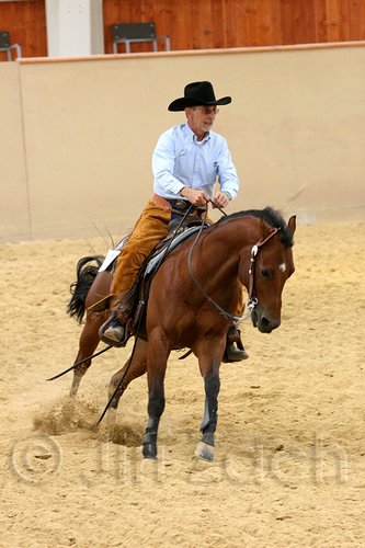 QH062_0571n.jpg