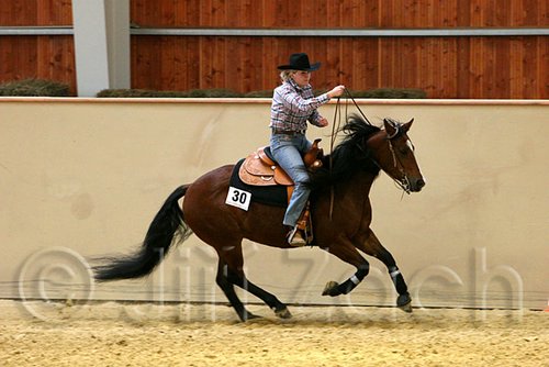 QH062_0592n.jpg