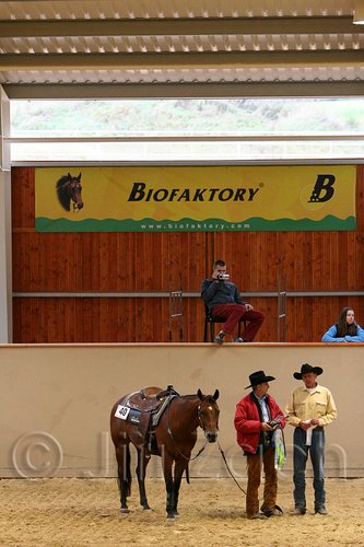 QH062_0632n.jpg