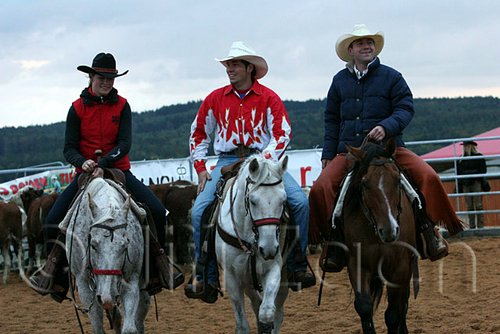 QH062_1585n.jpg