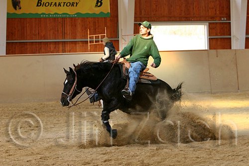 QH062_0102n.jpg