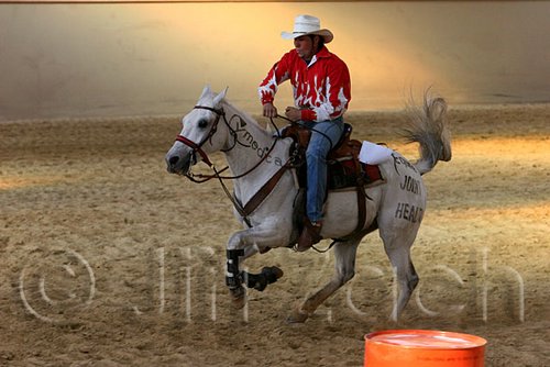 QH062_2658n.jpg