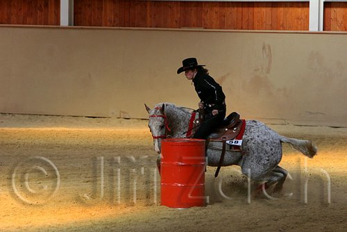 QH062_2666n.jpg