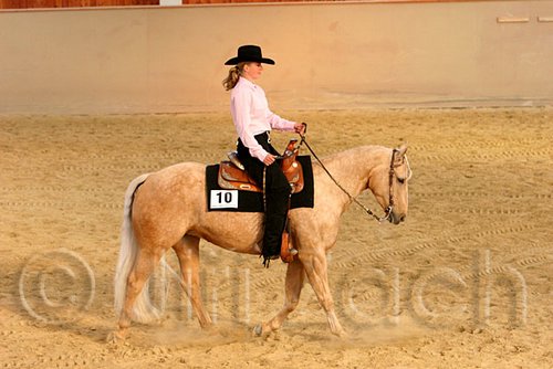 QH062_1728n.jpg