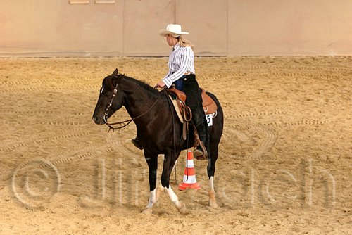 QH062_1744n.jpg